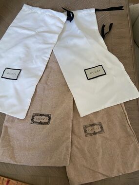 Gucci White Satin Drawstring Shoe Bags with Black Logo Patch (Pair)